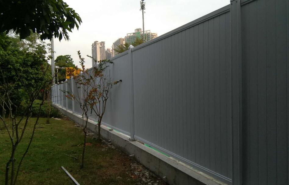 深圳PVC圍擋:PVC施工圍擋是促進(jìn)美麗城市建設(shè)的重要舉措