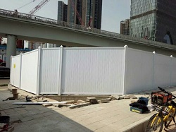 城市交通工程施工,PVC圍擋使用安裝效果更佳